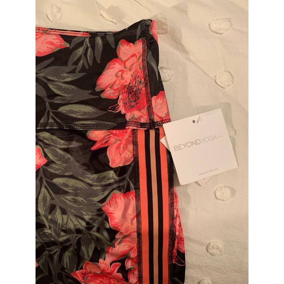 ꧁ 𝒦𝒶𝓉𝑒 𝒮𝓅𝒶𝒹𝑒 𝐿𝑜𝓉𝓊𝓈 ꧂ - Picture 2 of 4